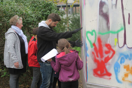 Konzentriertes Arbeiten der Workshop-TeilnehmerInnen