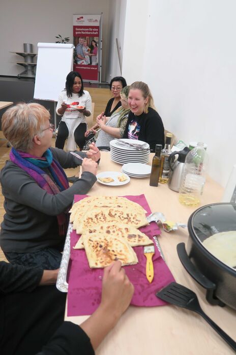 Nach getaner Arbeit gibt es ein gemeinsames Essen