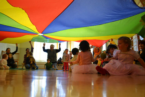 Spiel und Spaß für Groß und Klein beim Faschingsfest