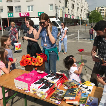Zahlreiche Buch-Interessierte beim "Tag des Buches"