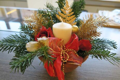 Selbstgebastelte Gestecke