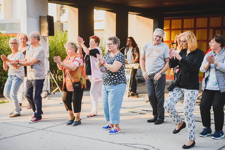 Eine Linedance-Performance.