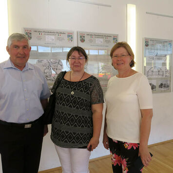 Zur Eröffnung kam auch Bezirksvorsteher Stellvertreterin Ilse Fitzbauer ins BewohnerInnen-Zentrum. 