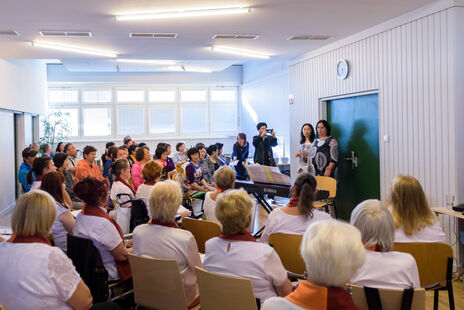 Begrüßung der Delegation in der Bassena am Schöpfwerk