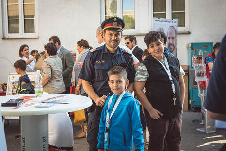 Die Grätzelpolizei war auch vertreten.