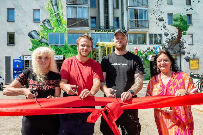 Symbolische Eröffnung durch BV Stellvertreterin Landstraße Susanne Wessely, Jeremias Altmann, Norbert Wabnig, wohnpartner-Bereichsleiterin Claudia Huemer