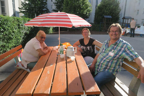 Bei tollem Wetter darf auch eine Tasse Kaffee nicht fehlen.