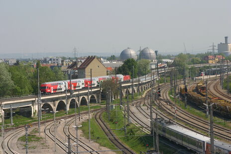 wohnpartner feiert 100 Jahre Floridsdorfer Hochbahn