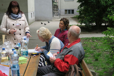 Änderungen der Hofordnung wurden besprochen.