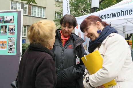 90 Jahre Rabenhof! wohnpartner stand für Fragen und Informationen zur Verfügung.