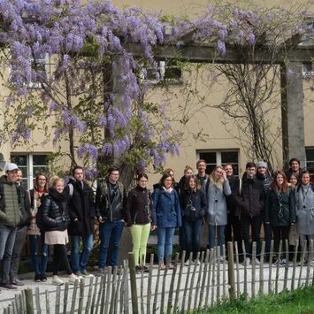 StudentInnen im Reumannhof