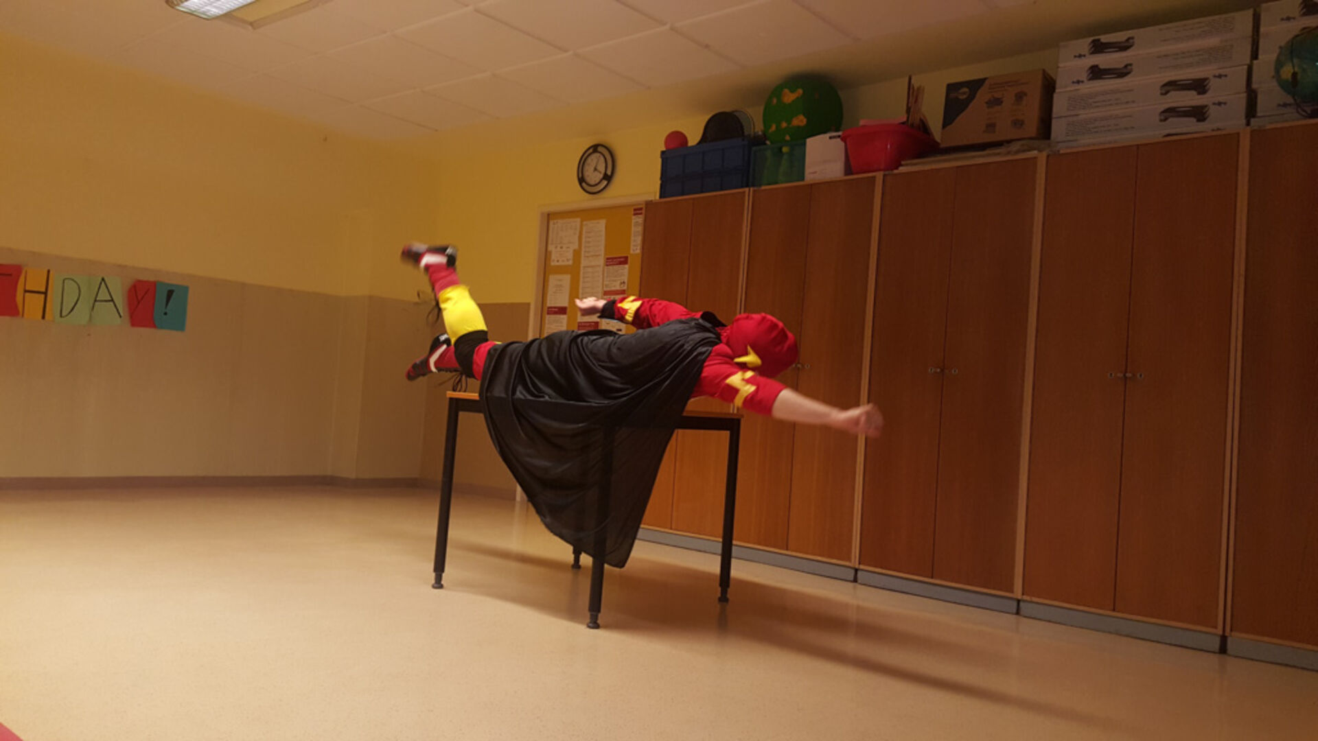 Superheld "im Freiflug"