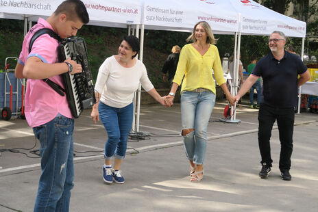 Tanz und Spaß beim Fest