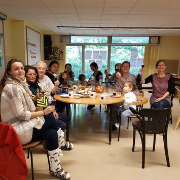 Frauengruppe beim Frauencafe im BewohnerInnen-Zentrum Bassena 10