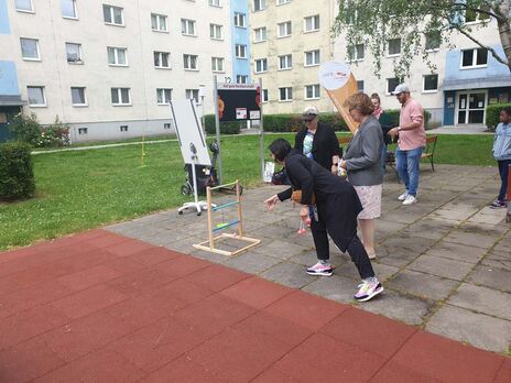 Gemeinsamer spielerischer Nachmittag in der Adolf-Loos-Gasse