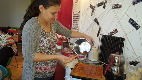 Backen beim Floridsdorfer Frauencafé