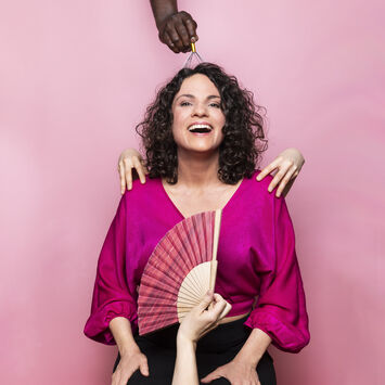 Porträt der Kabarettistin Antonia Stabinger