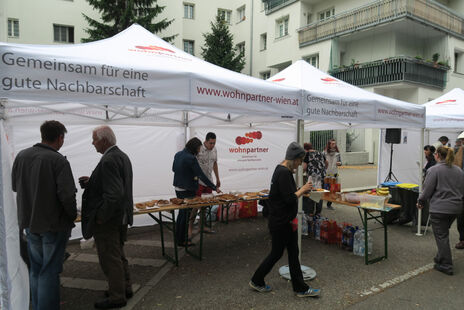 Viele Schmankerln beim Pirkebnerstraßenfest