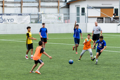 Engagiertes Spiel beim Gemeindebaucup