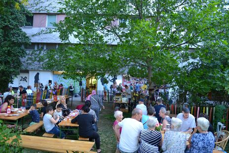 Geselliges Miteinander beim Sommerfest 