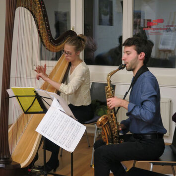 MusikerInnen bei Vernissage