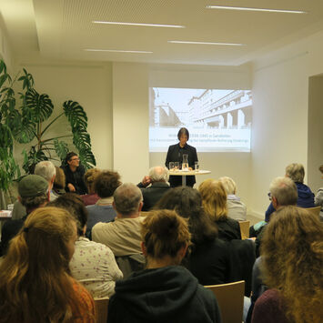 Zahlreiche BesucherInnen bei der Präsentation der Forschungsergebnisse 
