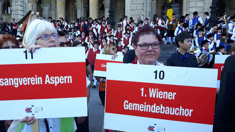 Das Schild des 1. Wiener Gemeindebauchors.