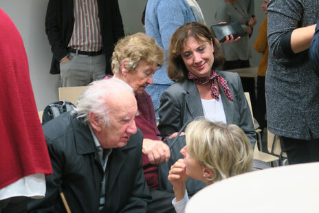 ZeitzeugInnen bei der Präsentation der Forschungsergebnisse 