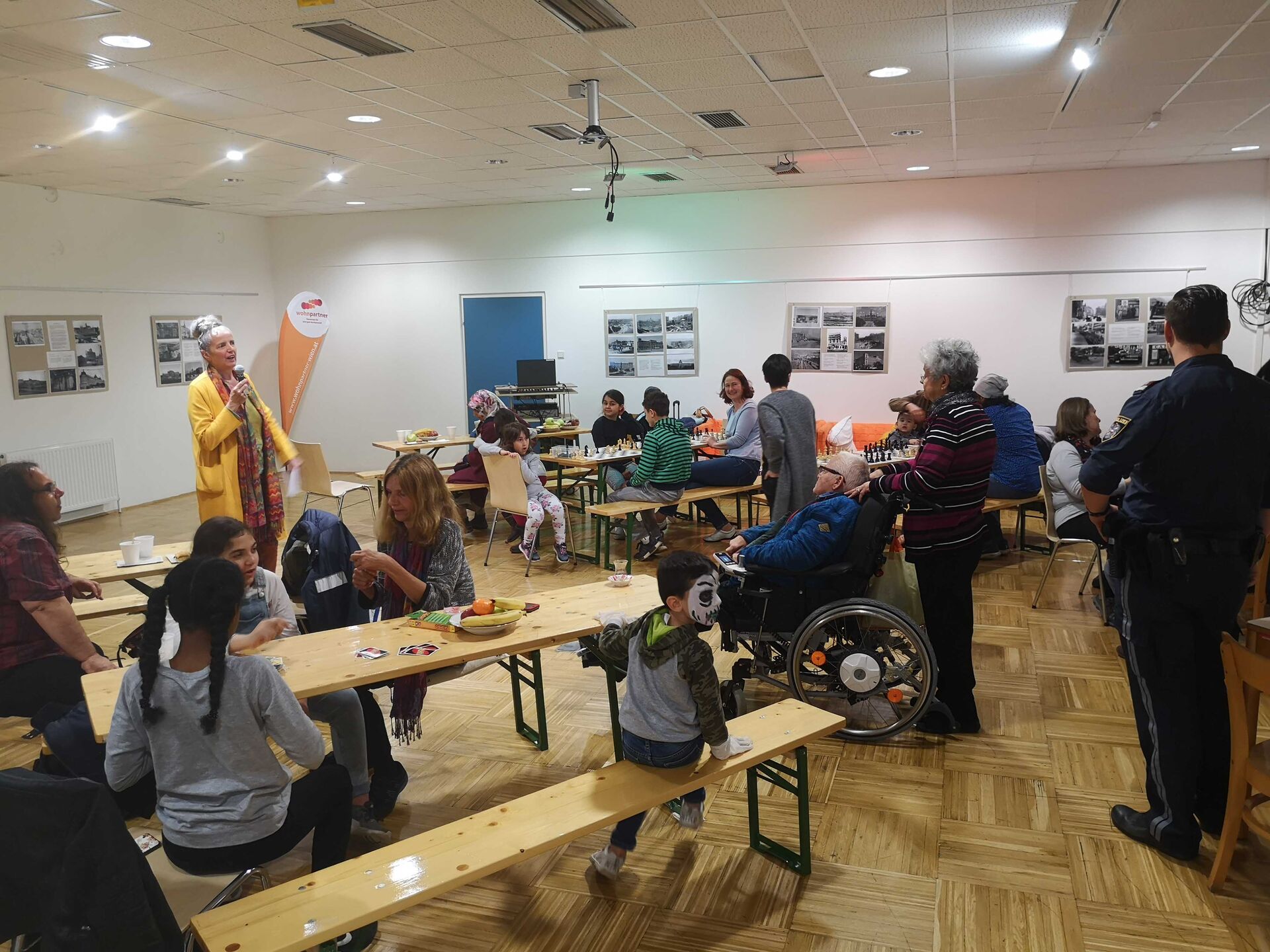 Zahlreiche BesucherInnen beim Frühlingsfest